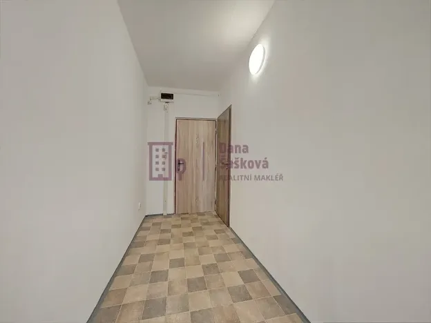 Pronájem bytu 3+1, Jindřichův Hradec, sídliště Vajgar, 68 m2