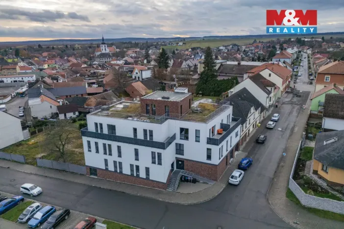 Pronájem kanceláře, Kralovice, Alšova, 198 m2