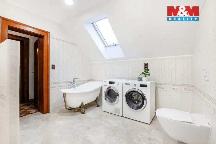 Prodej rodinného domu, Libčice nad Vltavou, Letecká, 200 m2