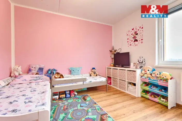 Prodej bytu 3+1, Jindřichův Hradec - Jindřichův Hradec V, Kosmonautů, 64 m2