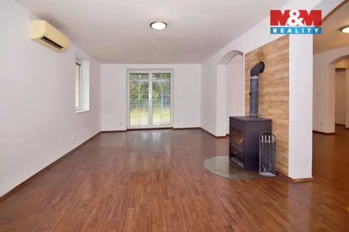 Pronájem rodinného domu, Velké Březno, Tovární, 233 m2