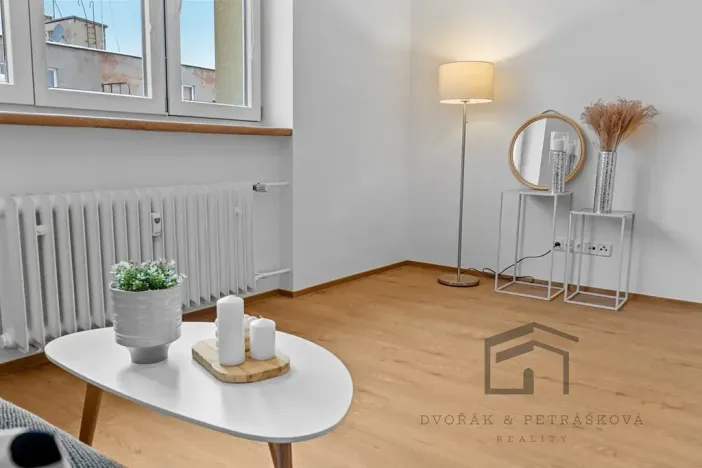 Pronájem bytu 2+kk, Praha - Břevnov, Nad Kajetánkou, 45 m2