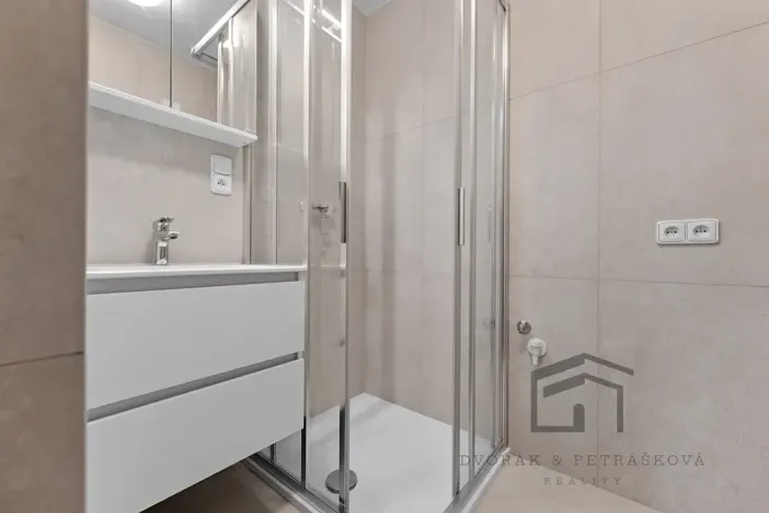 Pronájem bytu 2+kk, Praha - Břevnov, Nad Kajetánkou, 45 m2