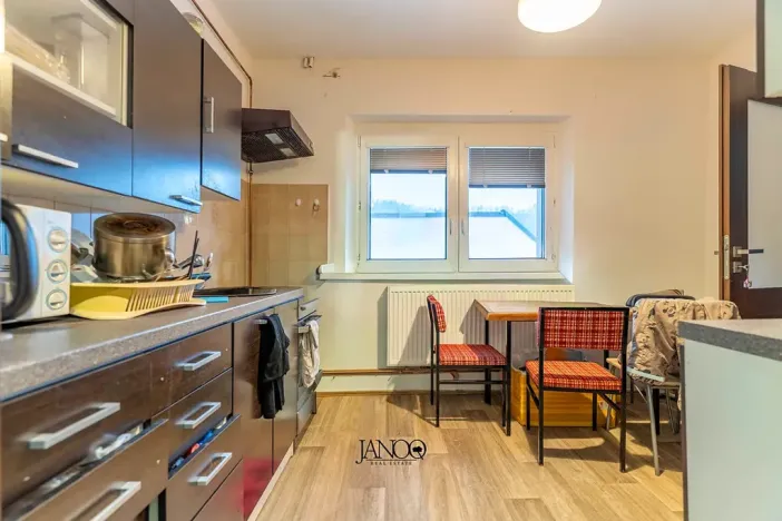 Prodej bytu 3+1, Oslavany, 1. máje, 74 m2