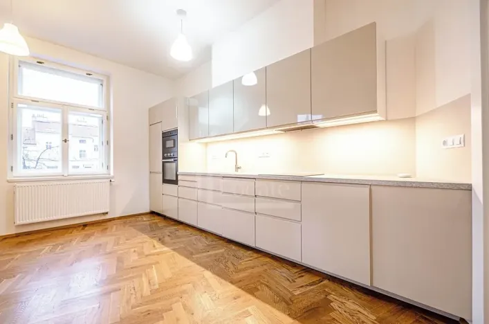 Pronájem bytu 3+kk, Praha - Žižkov, Bořivojova, 82 m2