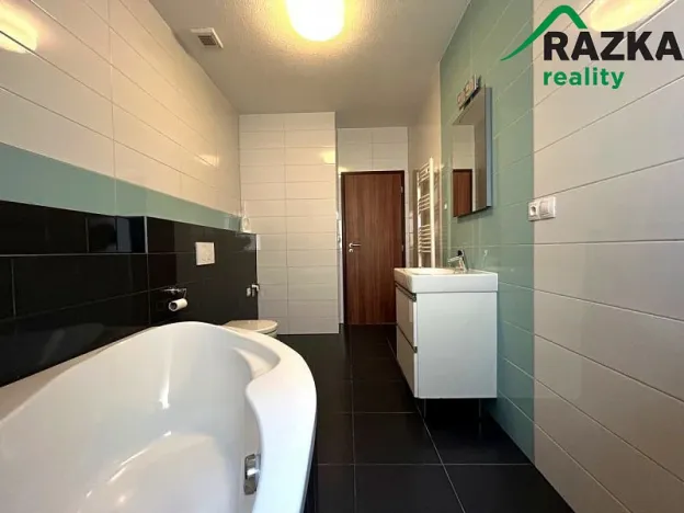 Pronájem bytu 3+kk, Planá, náměstí Svobody, 90 m2