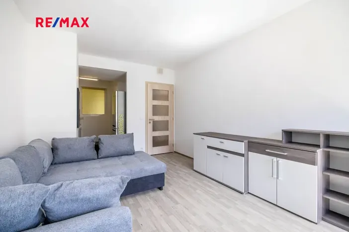 Pronájem bytu 2+kk, Praha - Stodůlky, Petržílkova, 53 m2