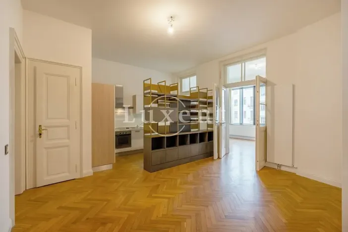 Pronájem kanceláře, Praha - Josefov, Pařížská, 138 m2