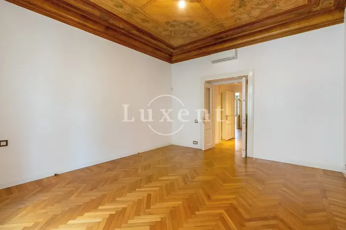 Pronájem kanceláře, Praha - Josefov, Pařížská, 138 m2