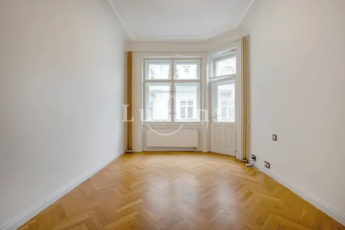 Pronájem kanceláře, Praha - Josefov, Pařížská, 138 m2