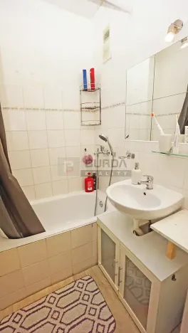 Pronájem bytu 2+kk, Neratovice, 40 m2