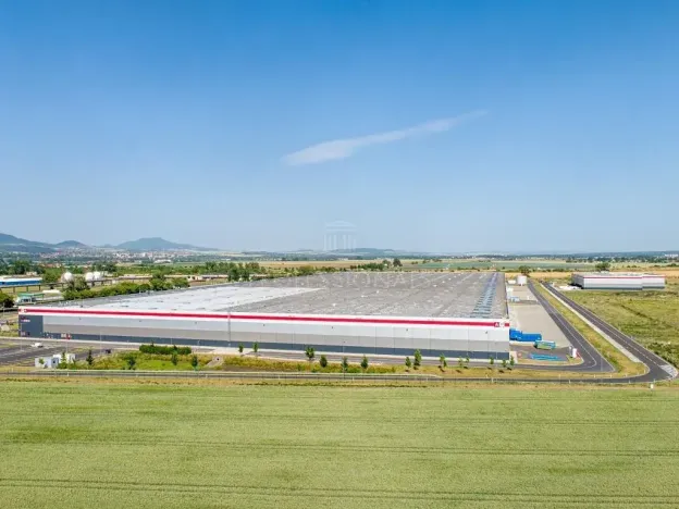 Pronájem skladu, Lovosice, Terezínská, 6248 m2