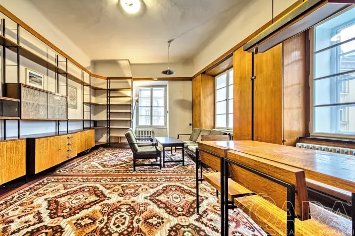 Prodej bytu 4+1, Praha - Malá Strana, Malostranské náměstí, 91 m2