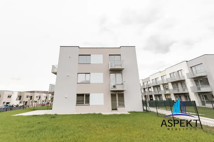 Pronájem bytu 2+kk, Praha, Formanská, 42 m2