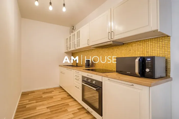 Pronájem bytu 1+kk, Praha - Strašnice, Zvěřinova, 51 m2