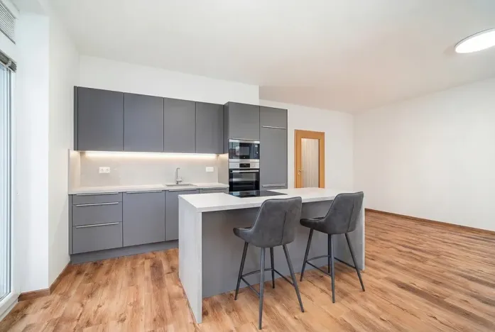 Prodej bytu 3+kk, Praha - Vysočany, Pod Harfou, 75 m2