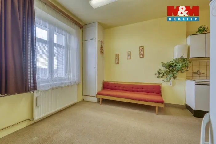 Prodej bytu 1+1, Plzeň - Doudlevce, Révová, 46 m2