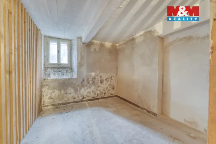 Prodej bytu 1+1, Plzeň - Doudlevce, Révová, 46 m2