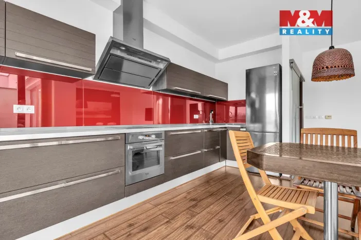 Pronájem bytu 2+kk, Pardubice - Polabiny, Labský Palouk, 74 m2