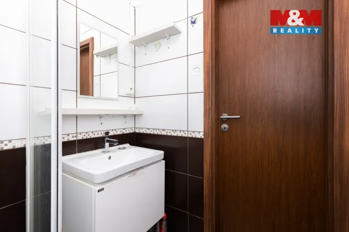 Prodej bytu 3+1, Pardubice - Studánka, Na Drážce, 82 m2