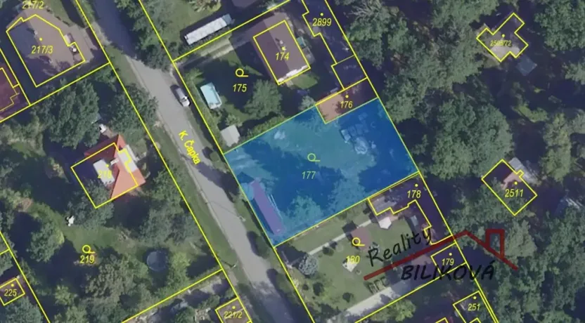 Prodej pozemku pro bydlení, Káraný, K. Čapka, 812 m2