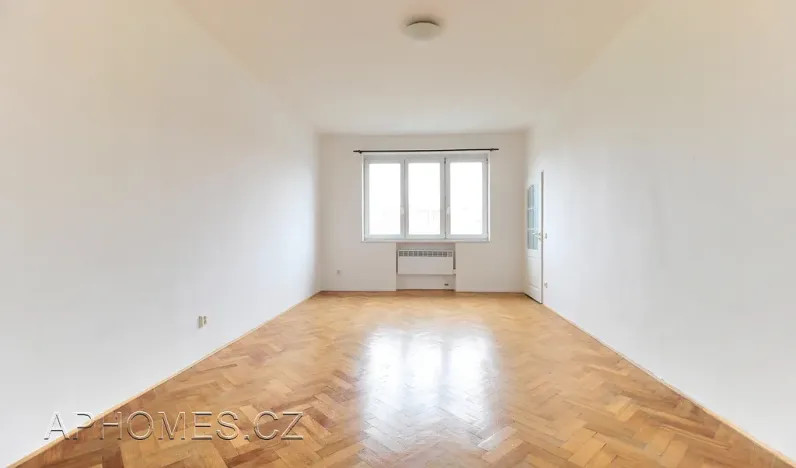 Pronájem bytu 1+kk, Praha - Nusle, U čtyř domů, 32 m2