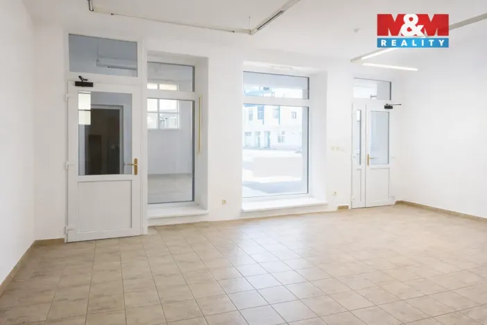 Pronájem obchodního prostoru, Hranice - Hranice I-Město, Svatoplukova, 52 m2