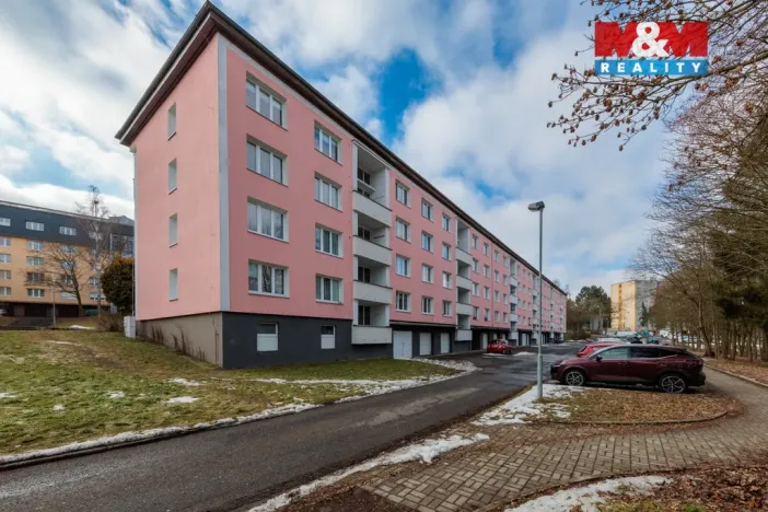 Prodej bytu 1+1, Karlovy Vary - Drahovice, Maďarská, 37 m2