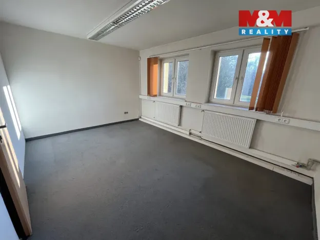 Pronájem kanceláře, Jablunkov, Žihla, 200 m2