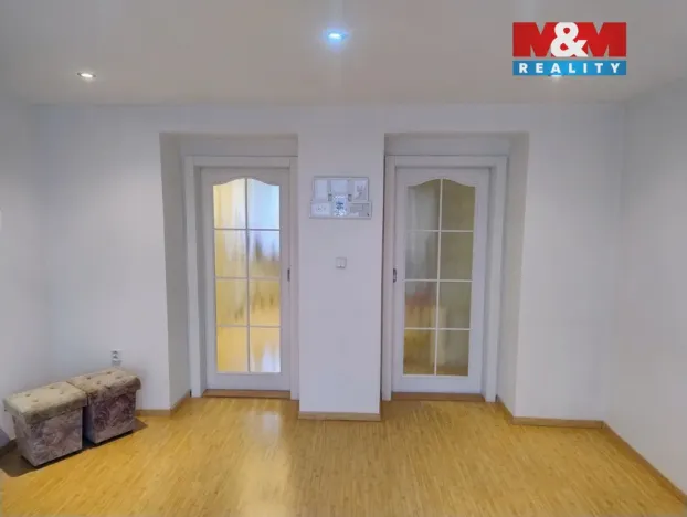 Prodej bytu 2+1, Břidličná, Komenského, 58 m2