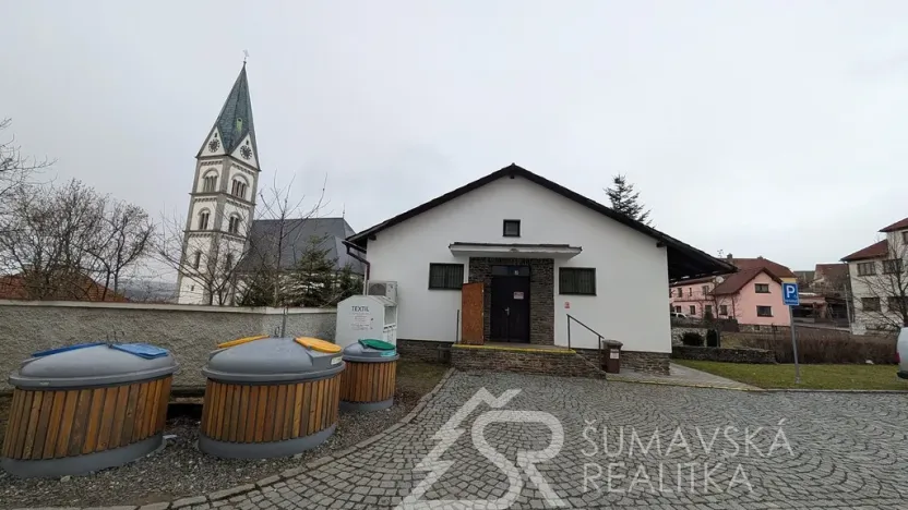 Prodej obchodního prostoru, Žihobce, 330 m2