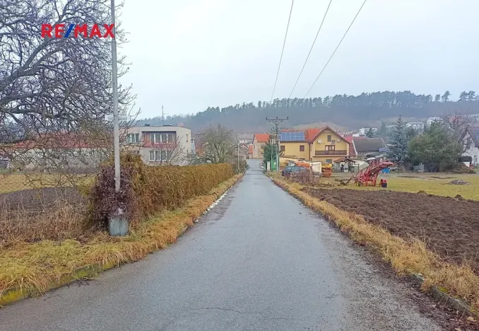 Prodej pozemku pro bydlení, Žebrák, 714 m2