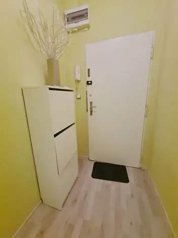 Pronájem bytu 2+kk, Praha - Braník, Vrbova, 47 m2