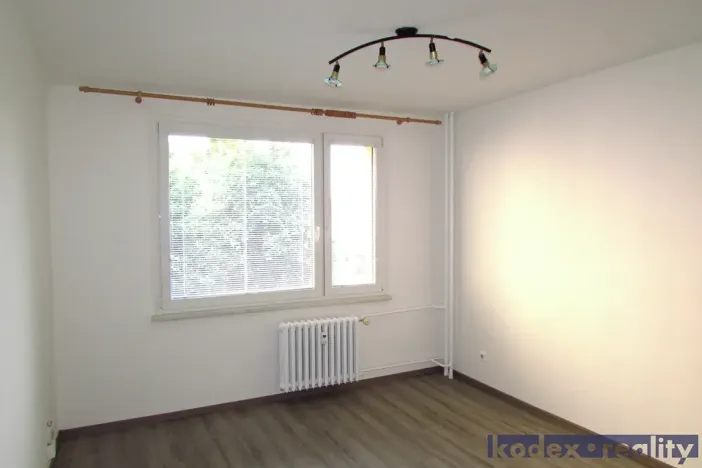 Pronájem bytu 2+kk, Hradec Králové, Štefánikova, 36 m2