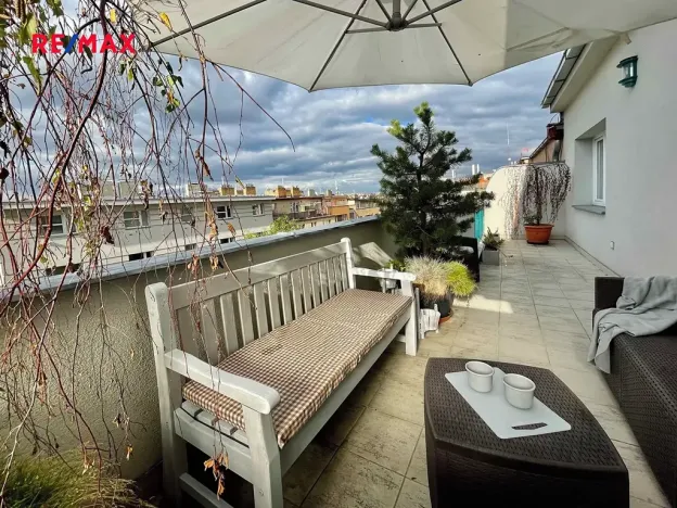 Pronájem bytu 2+kk, Praha - Nusle, U družstva Ideál, 32 m2