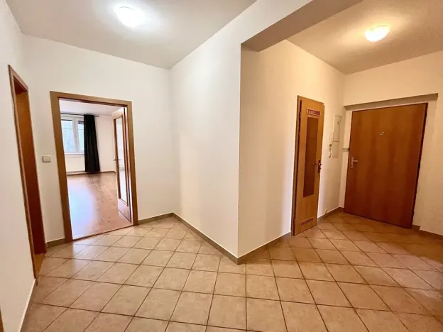 Pronájem bytu 3+kk, Praha - Kunratice, Za valem, 88 m2