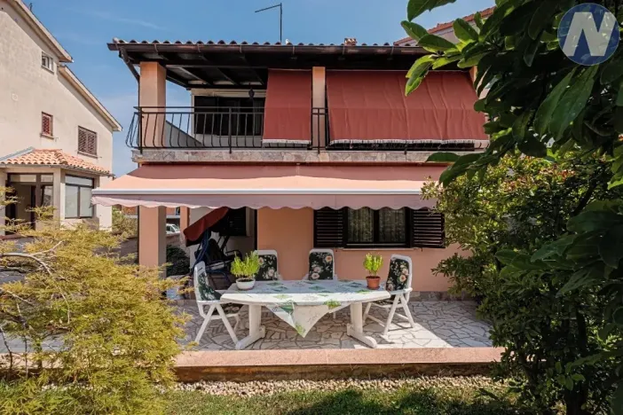 Prodej rodinného domu, Medulin, Chorvatsko, Dvorine, 155 m2