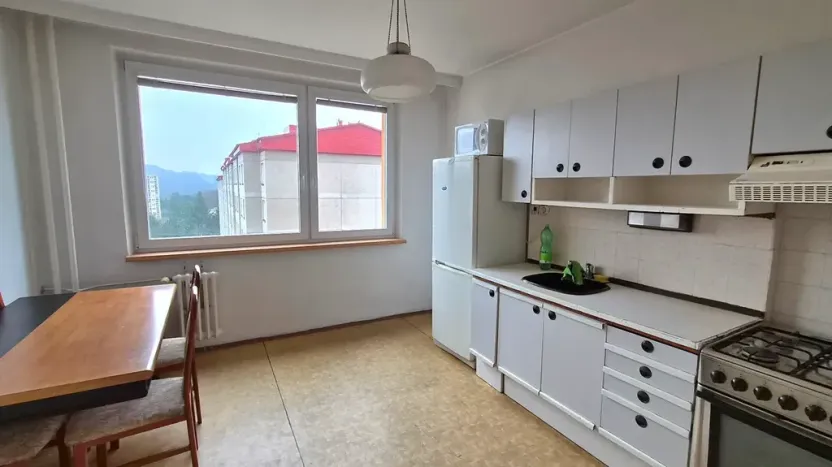 Pronájem bytu 3+1, Praha - Modřany, Vokrojova, 73 m2