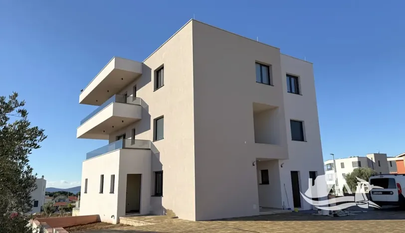 Prodej bytu 4+kk, Tribunj, Chorvatsko, 95 m2