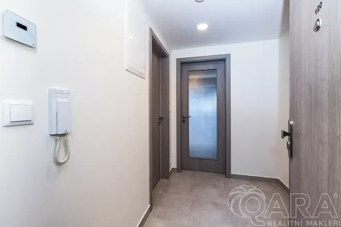 Pronájem bytu 1+kk, Praha - Hloubětín, Poděbradská, 32 m2