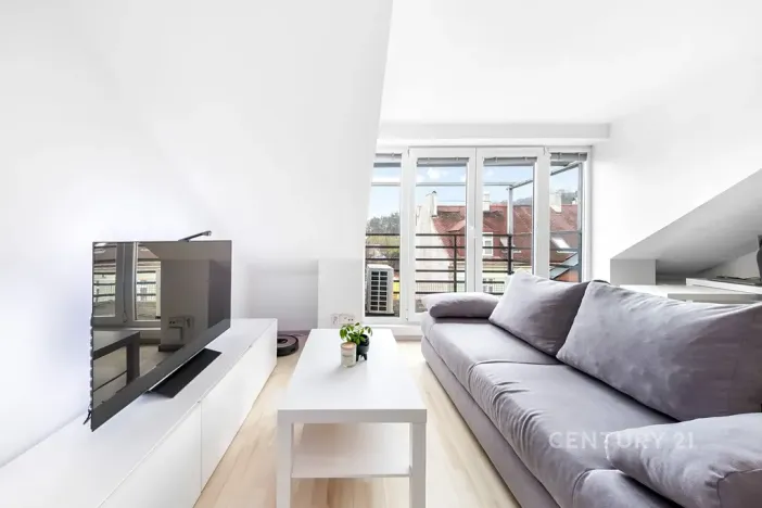 Pronájem bytu 2+kk, Praha - Libeň, Davídkova, 38 m2