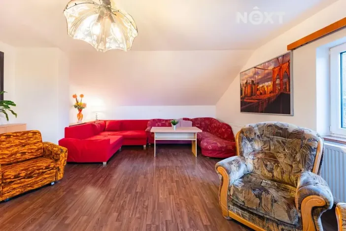 Prodej rodinného domu, Lesnice, 200 m2