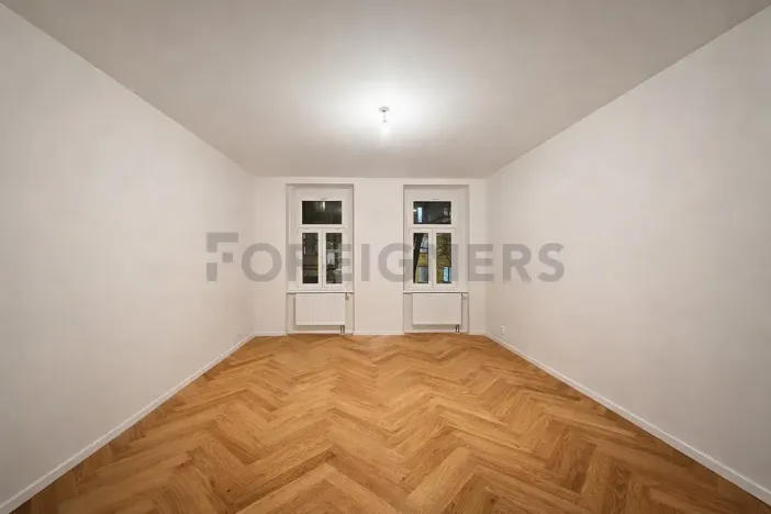 Pronájem bytu 2+kk, Praha - Vinohrady, Velehradská, 45 m2