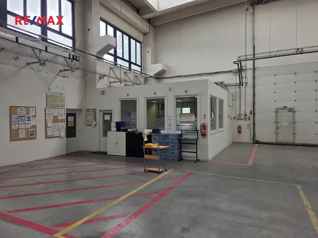 Prodej výrobních prostor, Roudnice nad Labem, Pracnerova, 2250 m2