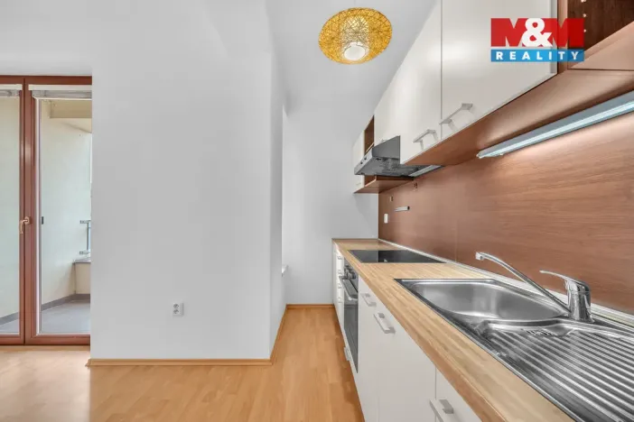 Prodej bytu 1+kk, Přelouč, Edvarda Beneše, 38 m2