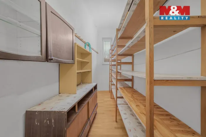 Prodej bytu 3+1, Jaroměř - Pražské Předměstí, Husova, 124 m2