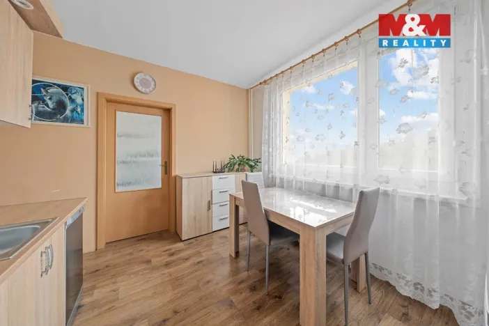 Prodej bytu 3+1, Ústí nad Labem - Mojžíř, Peškova, 66 m2