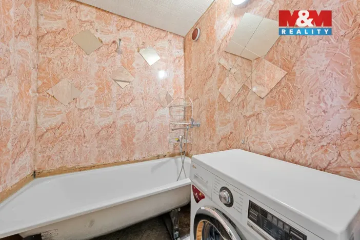 Prodej bytu 3+1, Ústí nad Labem - Mojžíř, Peškova, 66 m2