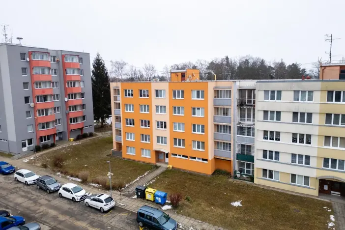 Prodej bytu 2+1, Suchdol nad Lužnicí, sídl. 9. května, 57 m2