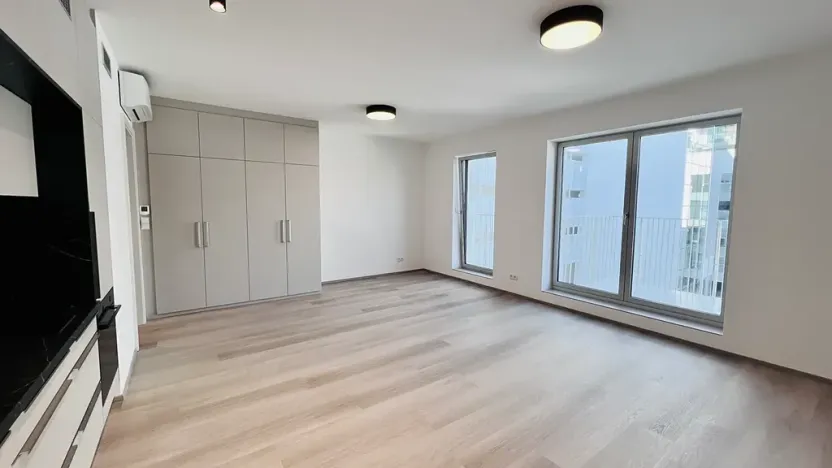 Pronájem bytu 1+kk, Brno, Fuchsova, 49 m2